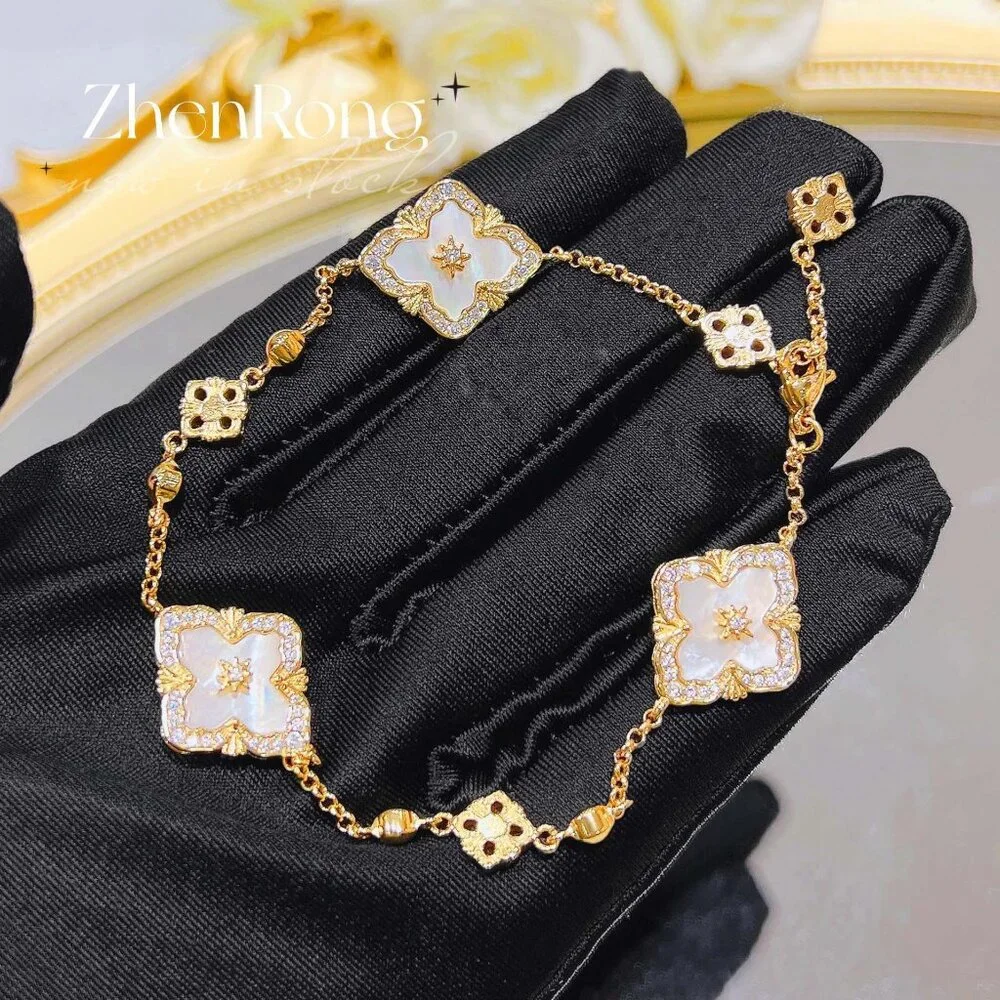Womenβs Vintage Gold Plated Four Leaf Clover Mother of Pearl Adjustable Bracelet - Picture 1 of 1